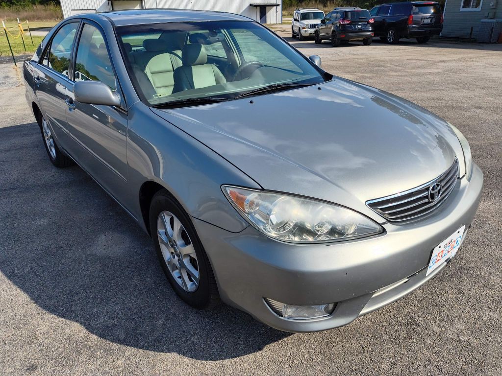 2005 Toyota Camry Image 7