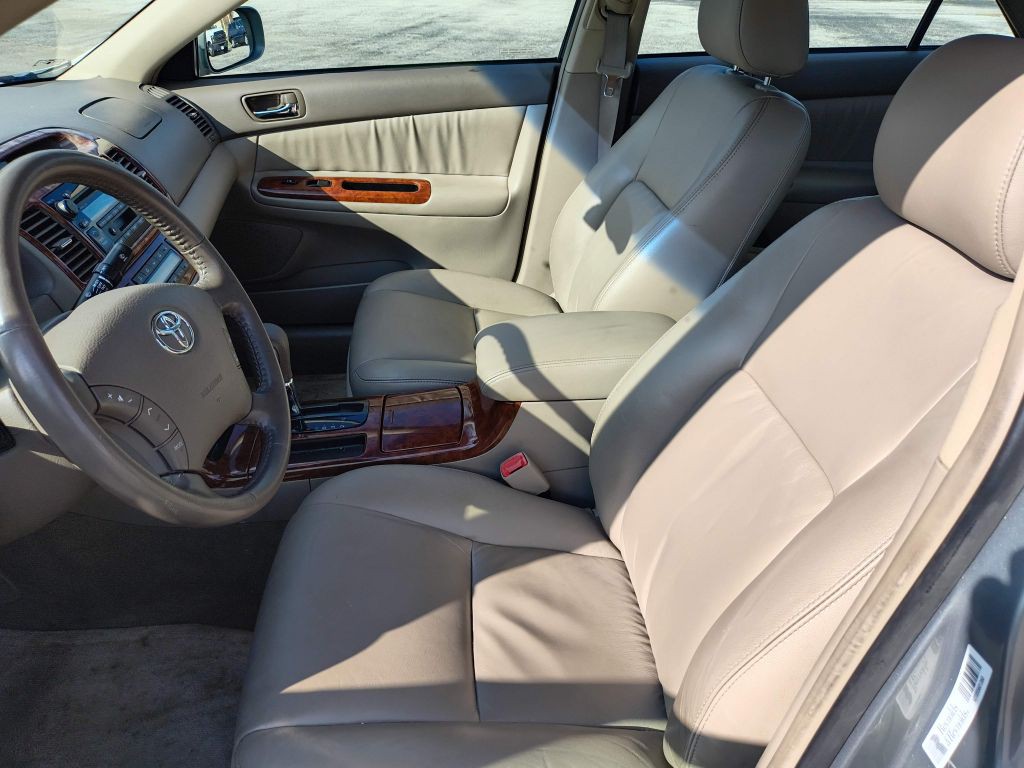 2005 Toyota Camry Image 12