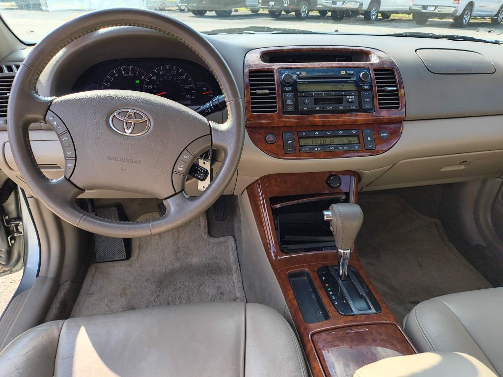 2005 Toyota Camry Image 15