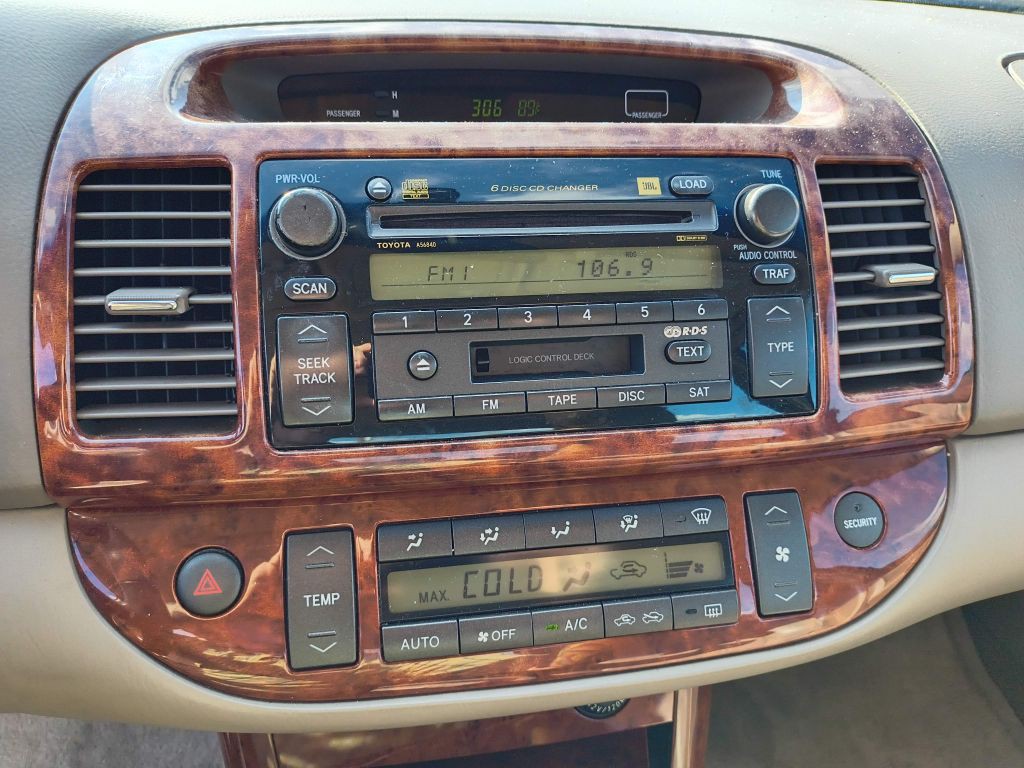 2005 Toyota Camry Image 19