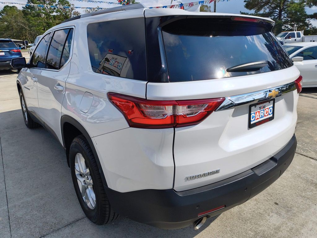 2018 Chevrolet Traverse Image 3