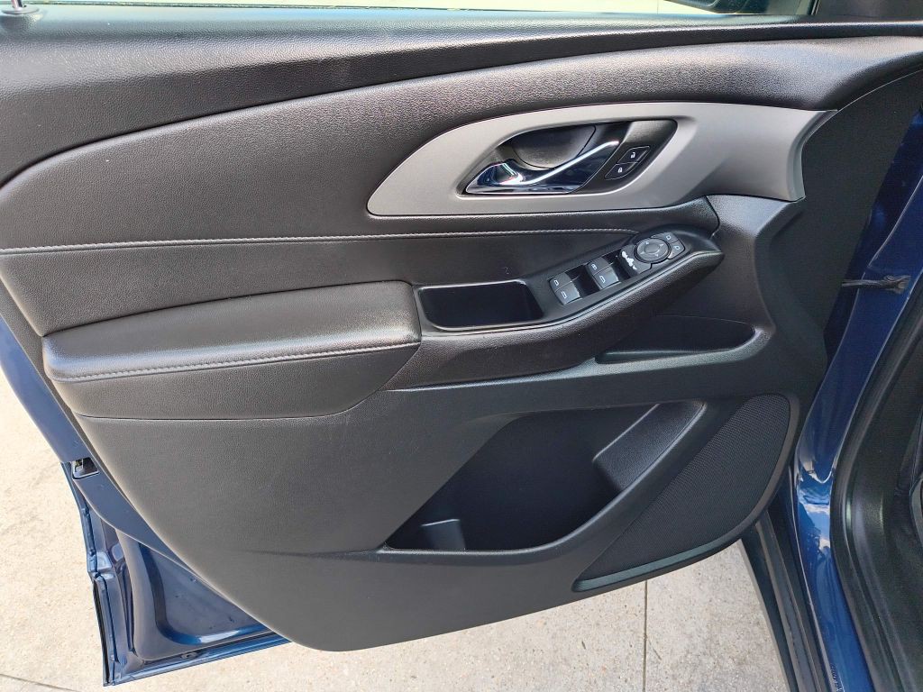 2023 Chevrolet Traverse Image 11