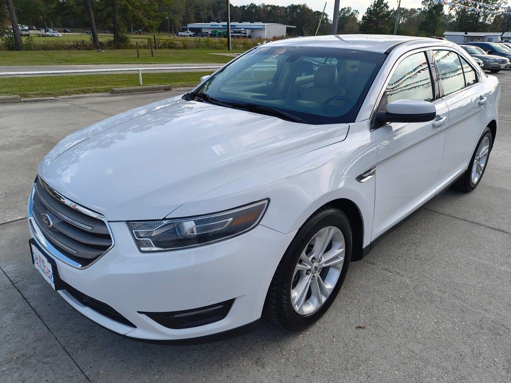 2015 Ford Taurus Image 1