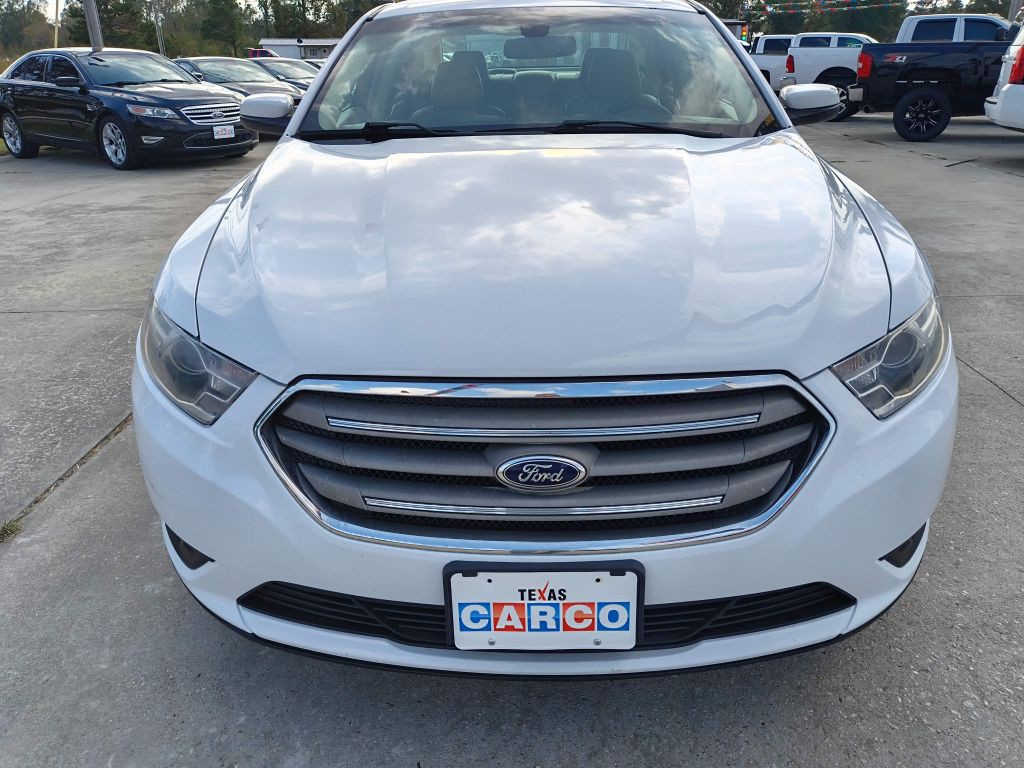 2015 Ford Taurus Image 7