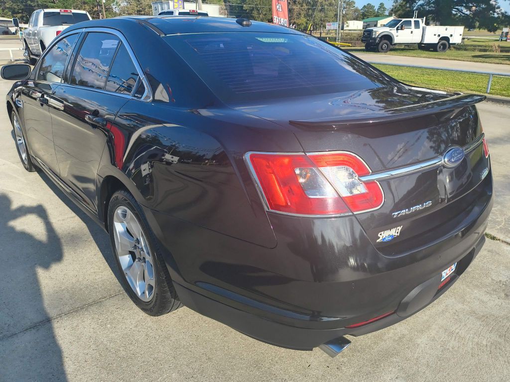 2010 Ford Taurus Image 3