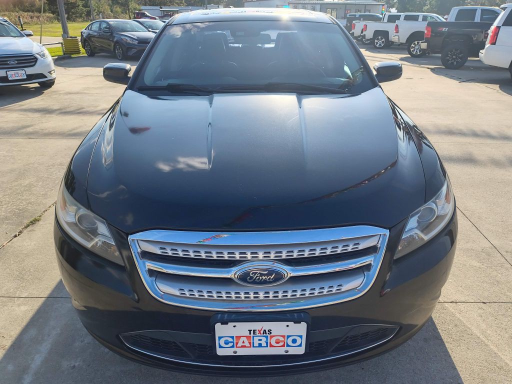 2010 Ford Taurus Image 8