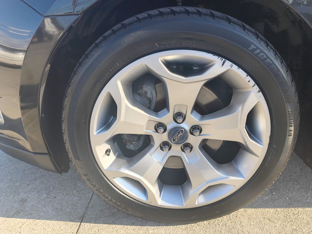 2010 Ford Taurus Image 9