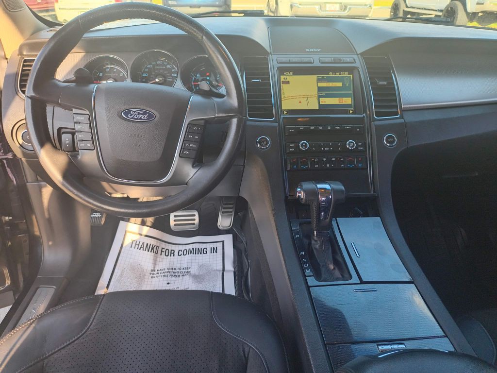 2010 Ford Taurus Image 14