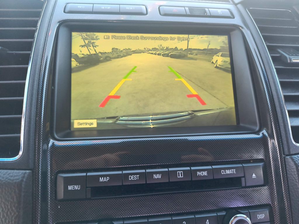 2010 Ford Taurus Image 20