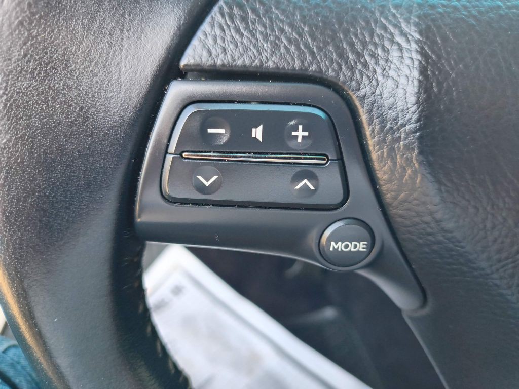 2010 Lexus GS Image 16