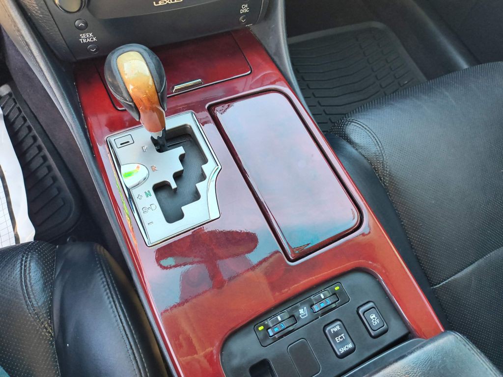 2010 Lexus GS Image 21