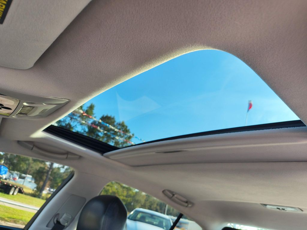 2010 Lexus GS Image 23