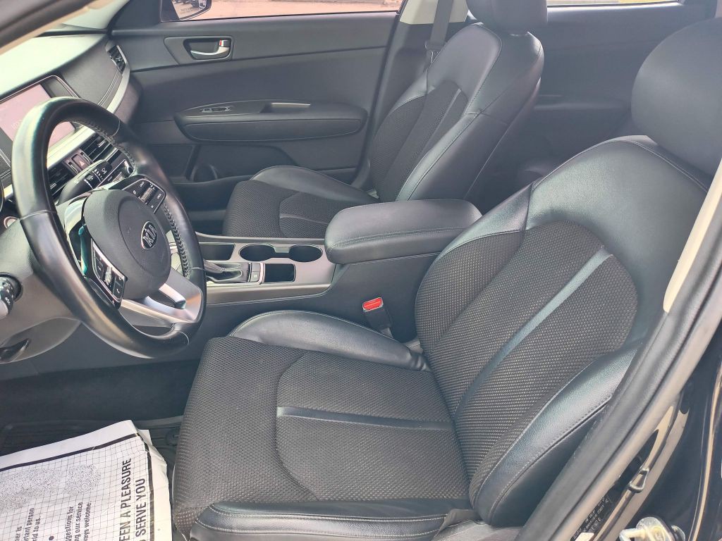 2020 Kia Optima Image 12