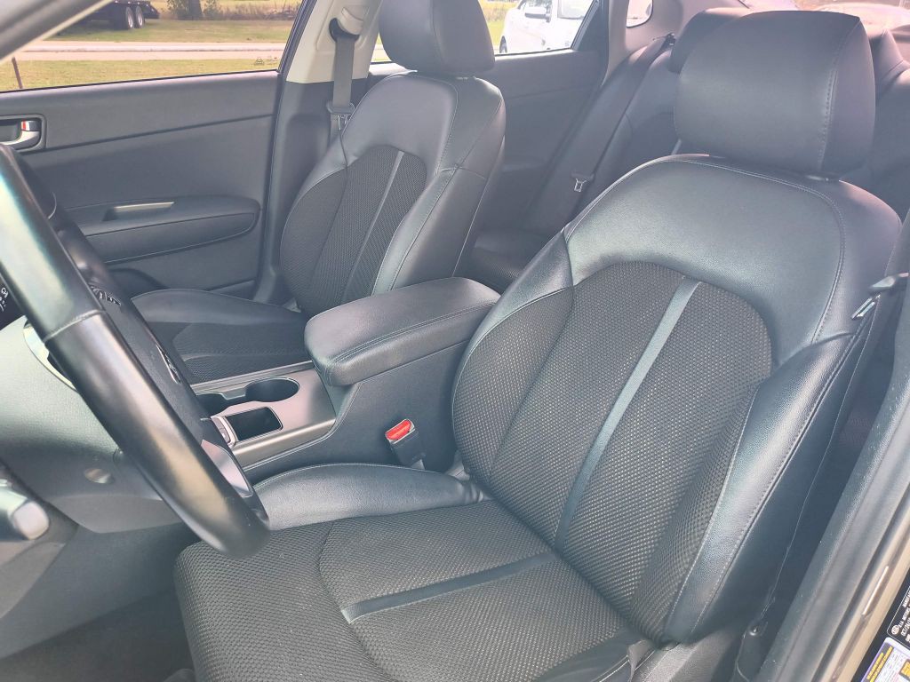 2020 Kia Optima Image 14