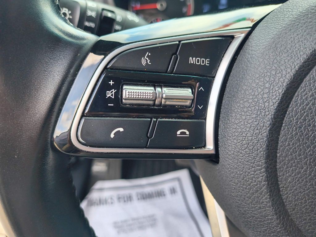 2020 Kia Optima Image 16