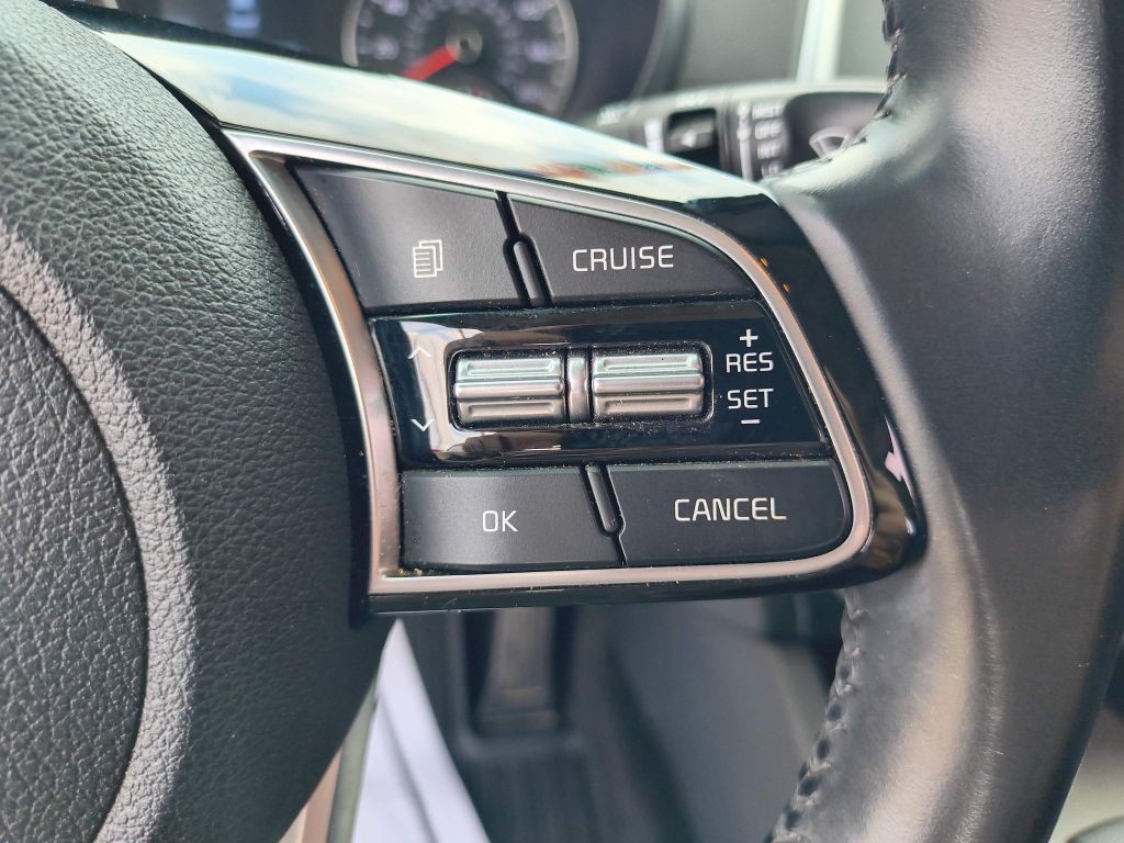 2020 Kia Optima Image 17