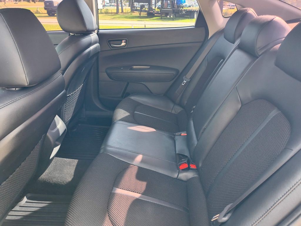 2020 Kia Optima Image 22