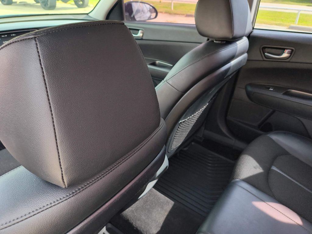 2020 Kia Optima Image 23