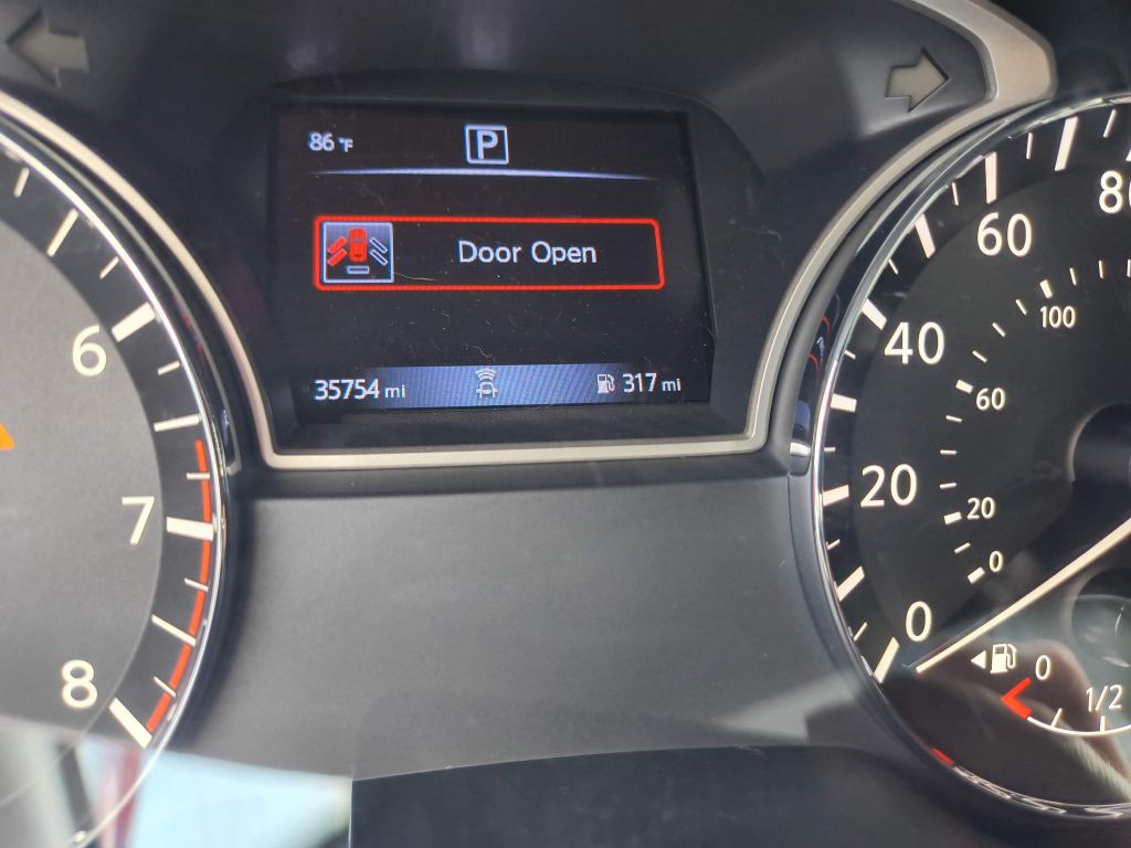 2018 Nissan Altima Image 17