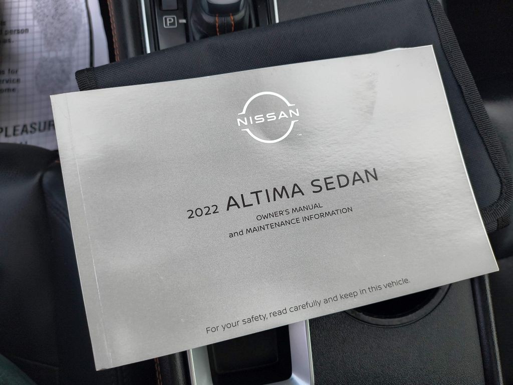 2022 Nissan Altima Image 28