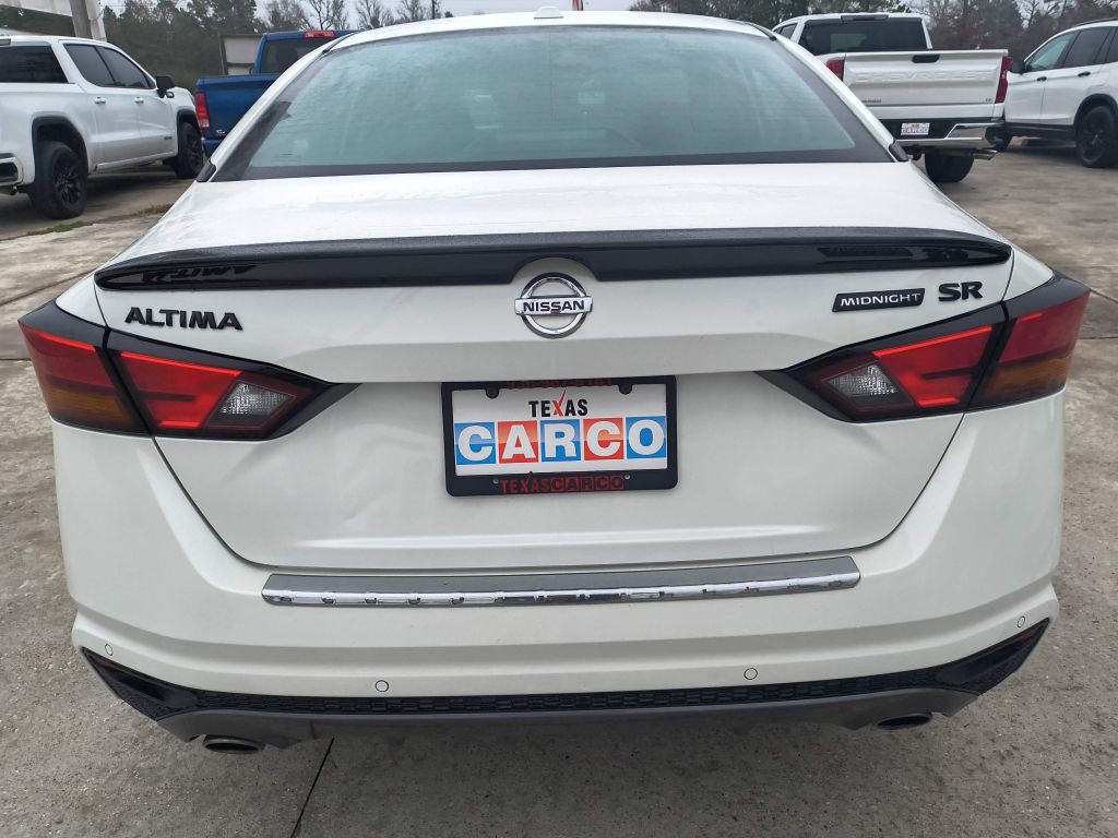 2022 Nissan Altima Image 4