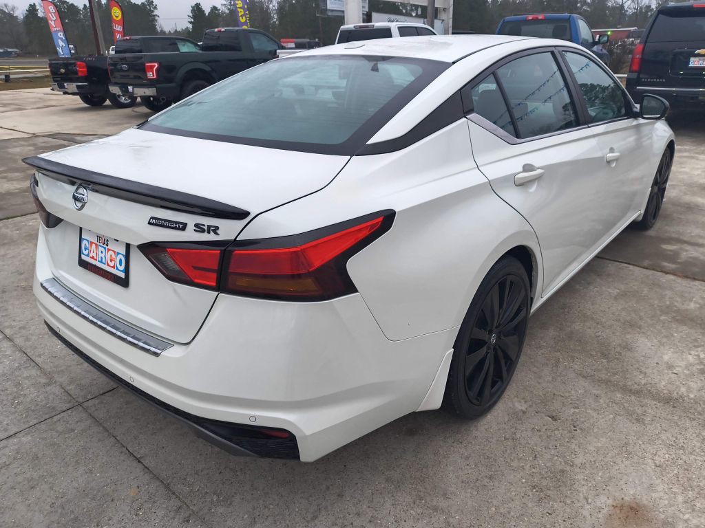 2022 Nissan Altima Image 5