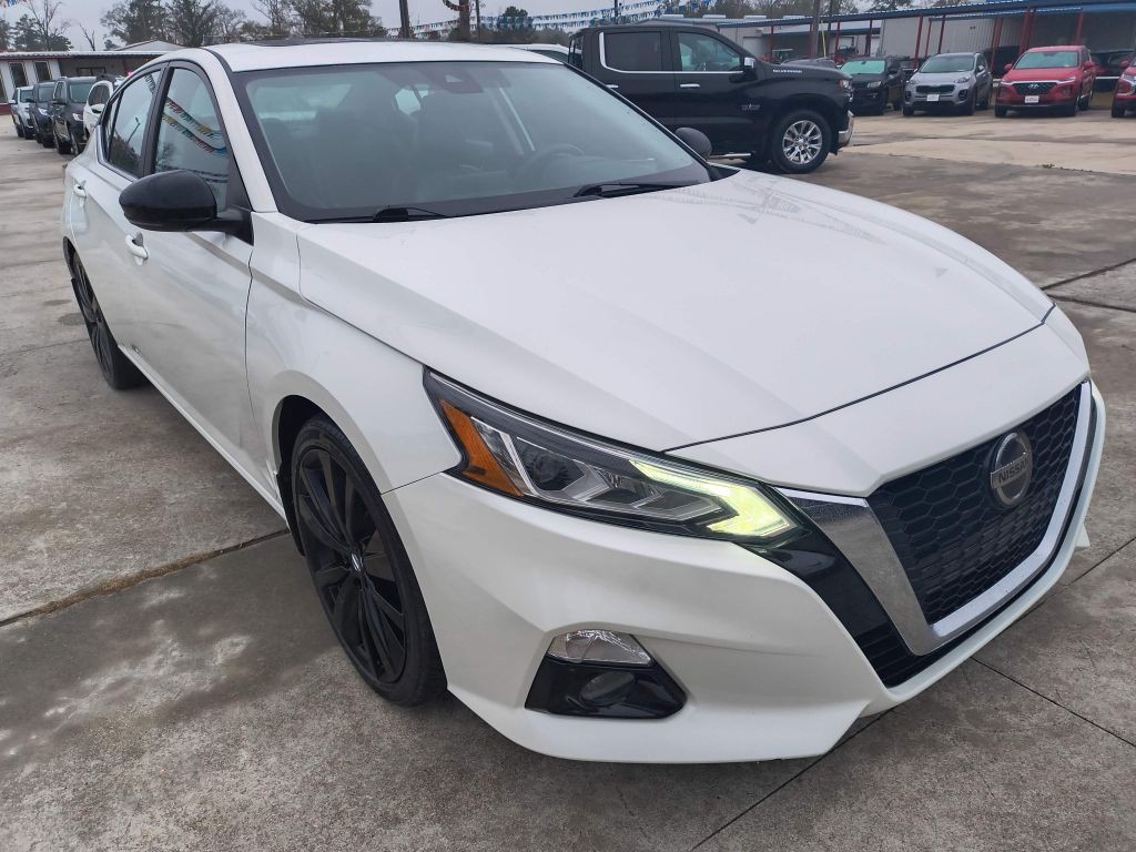 2022 Nissan Altima Image 7