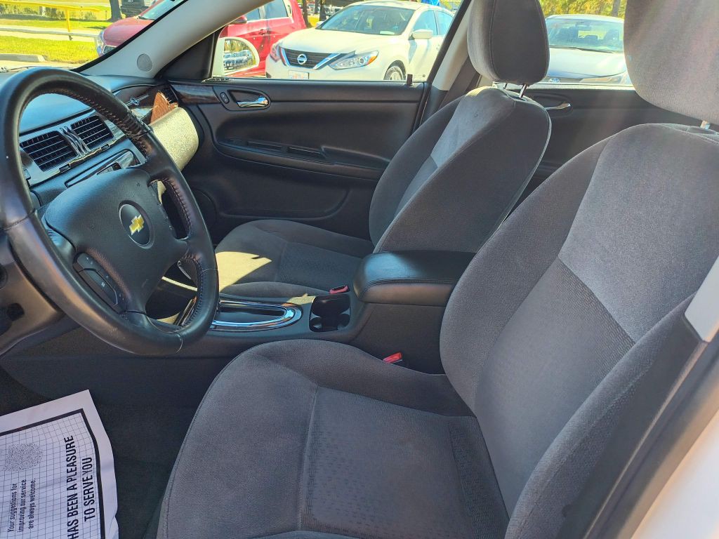 2013 Chevrolet Impala Image 11