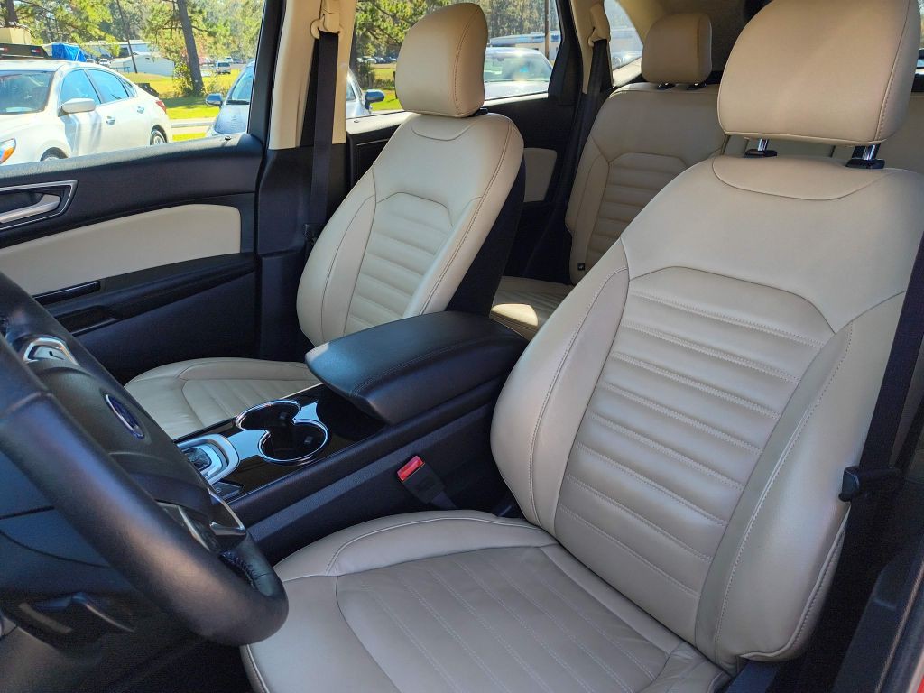 2016 Ford Edge Image 43