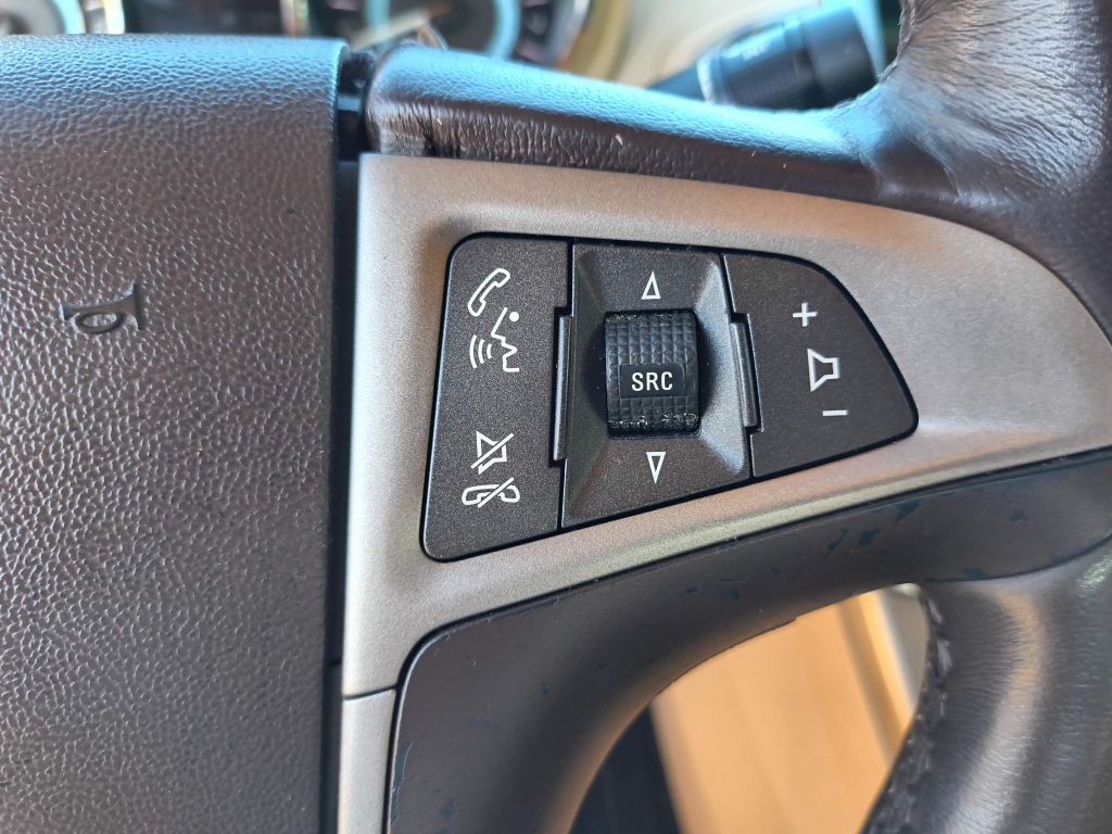 2013 Buick Lacrosse Image 16