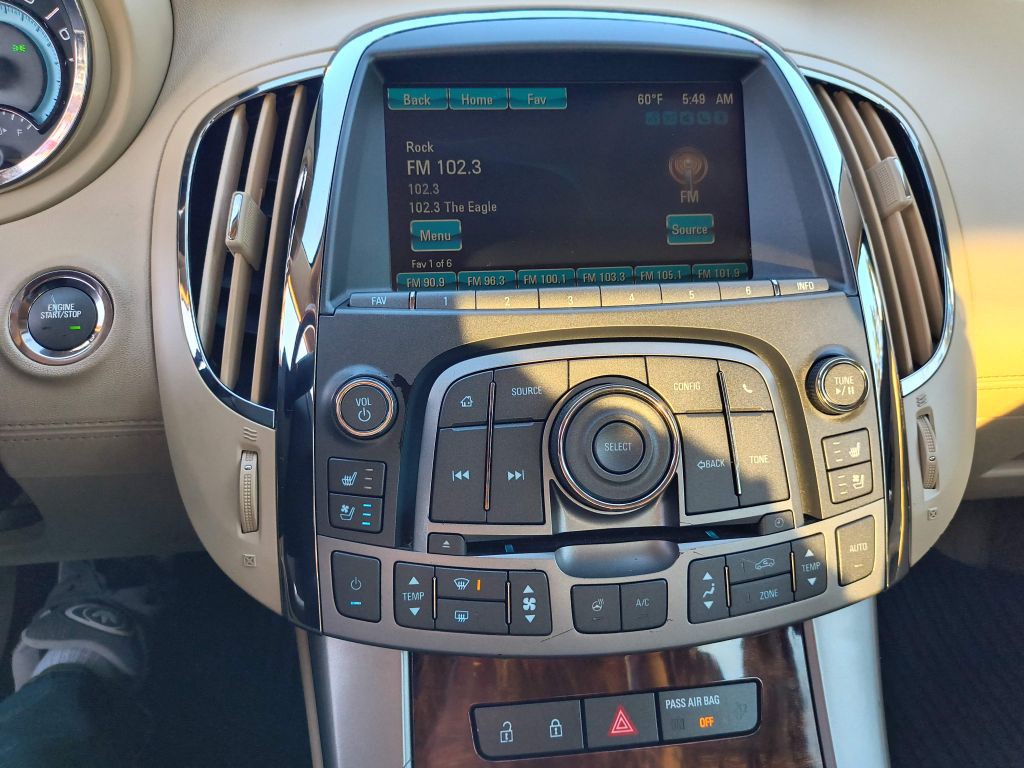2013 Buick Lacrosse Image 18
