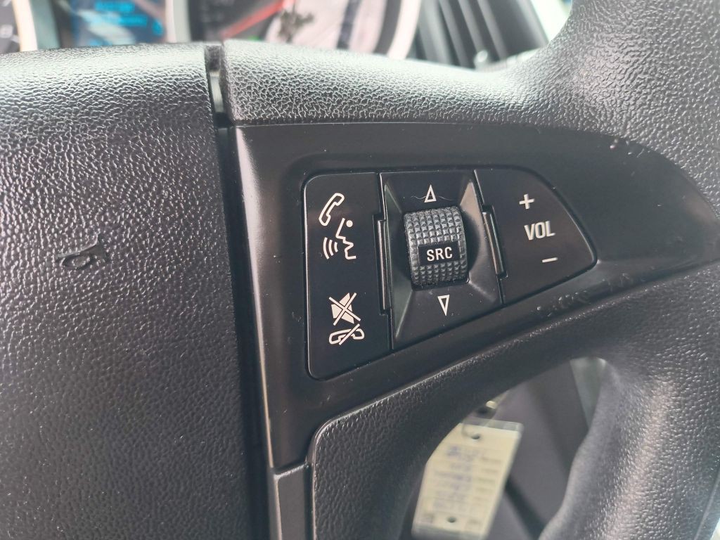 2012 Chevrolet Equinox Image 17