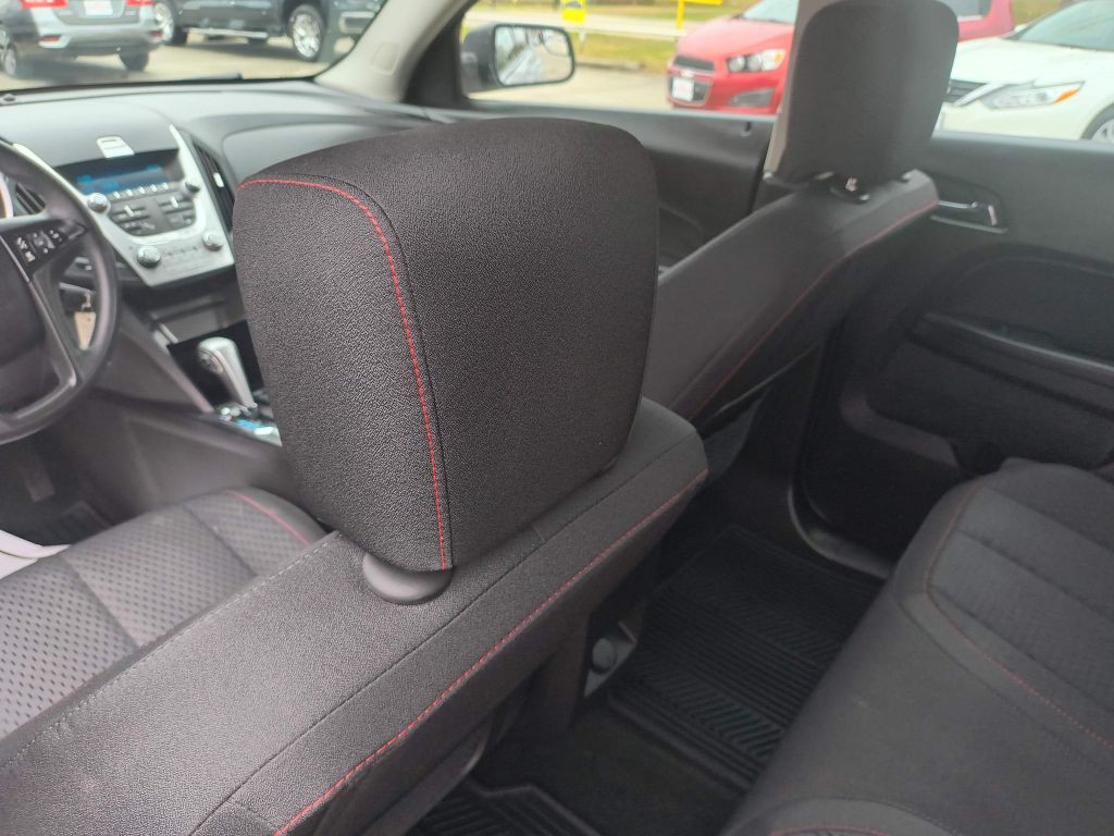 2012 Chevrolet Equinox Image 22