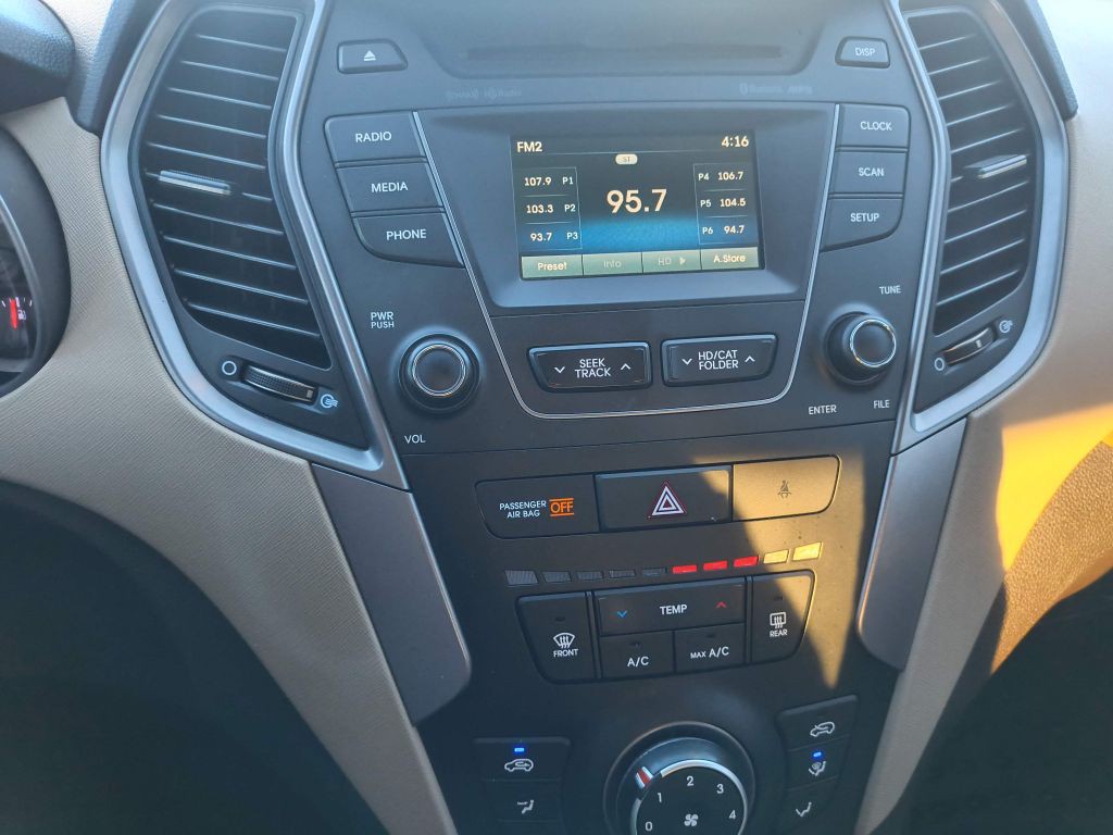 2014 Hyundai Santa Fe Sport Image 18