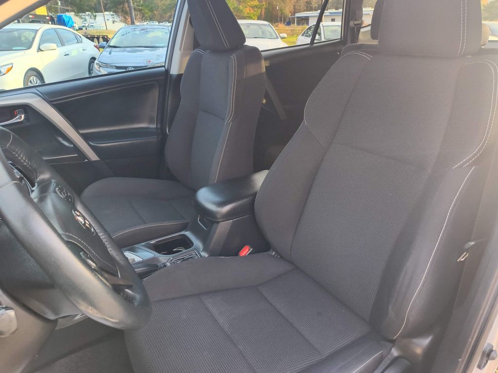 2018 Toyota Rav4 Image 12