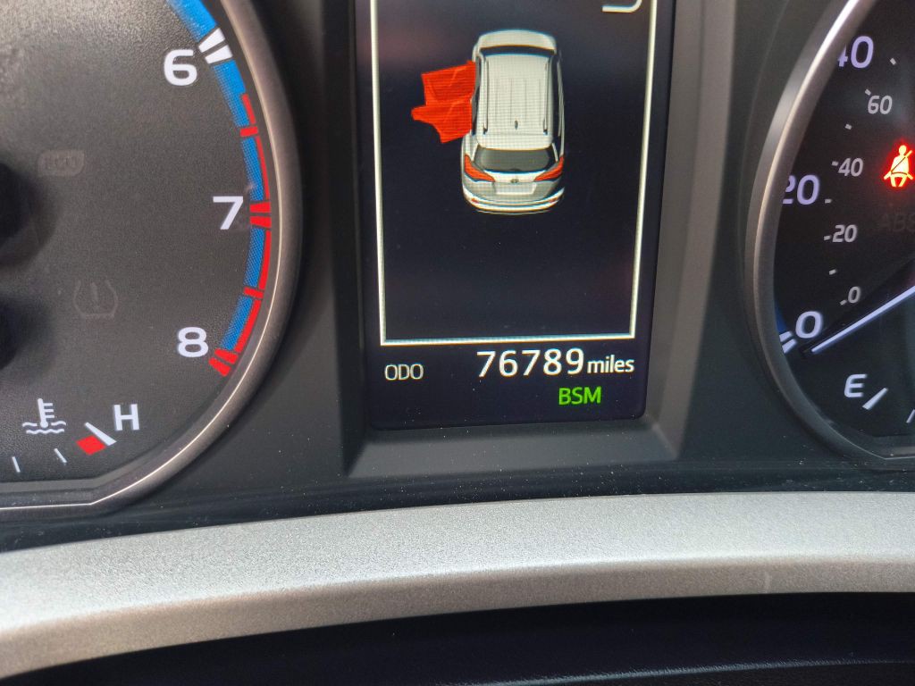 2018 Toyota Rav4 Image 16