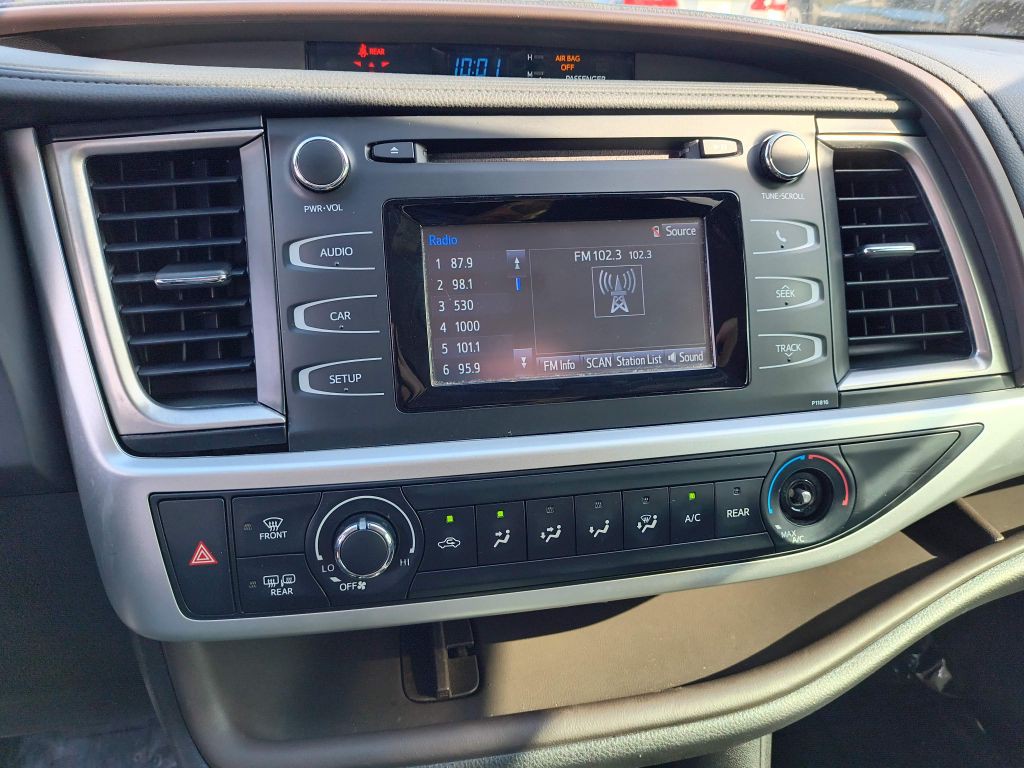 2019 Toyota Highlander Image 17