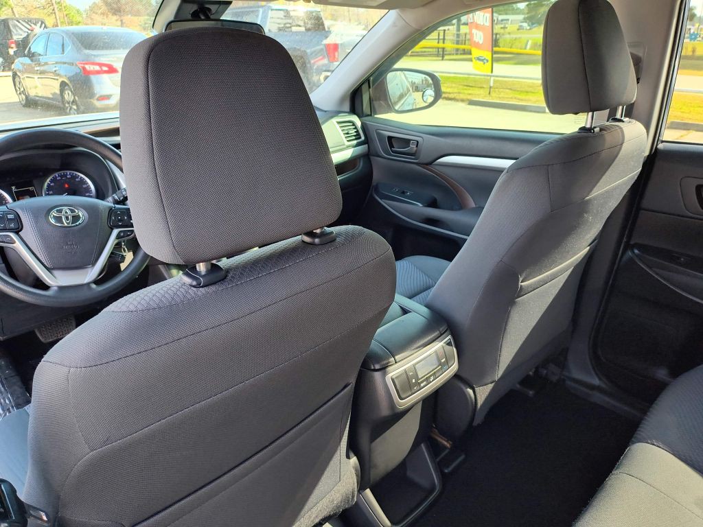 2019 Toyota Highlander Image 20