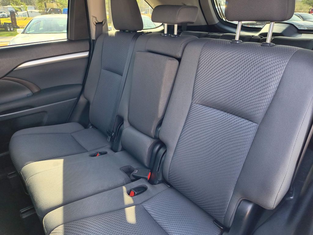 2019 Toyota Highlander Image 21