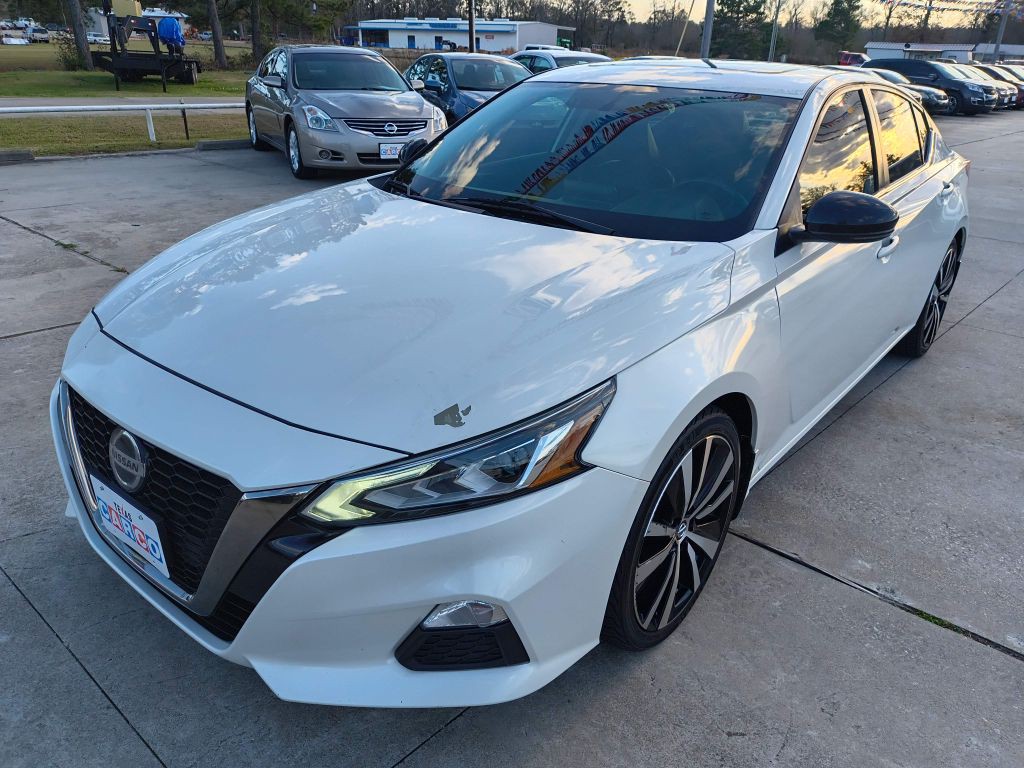 2019 Nissan Altima Image 1