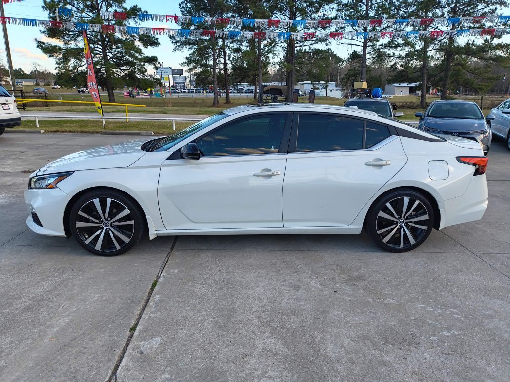 2019 Nissan Altima Image 2