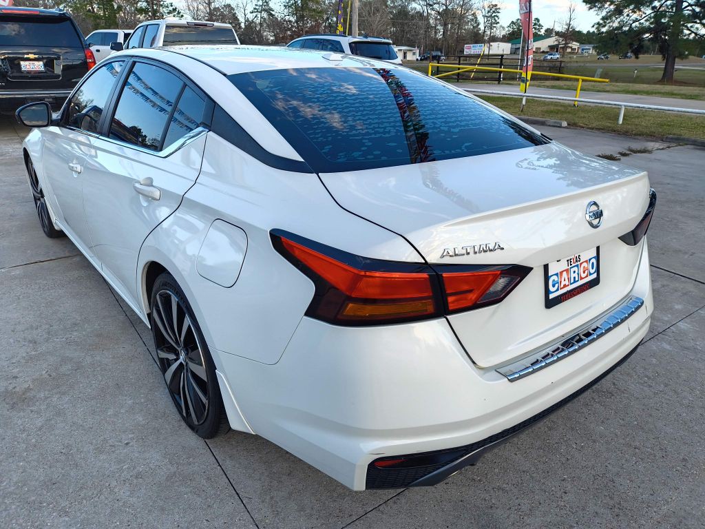 2019 Nissan Altima Image 3