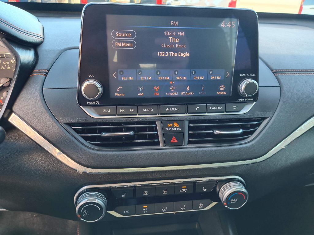 2019 Nissan Altima Image 18