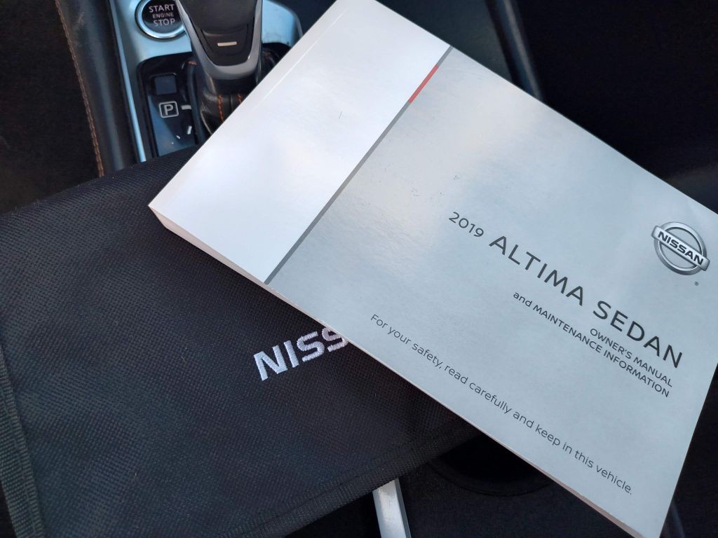 2019 Nissan Altima Image 28