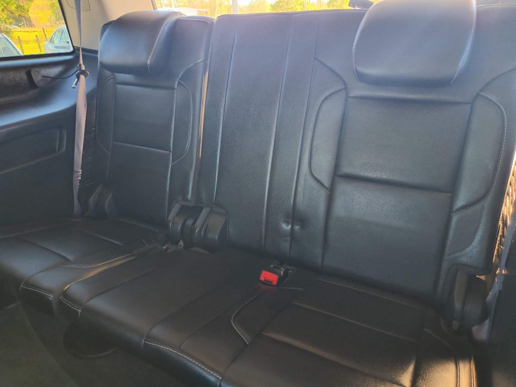 2015 Chevrolet Tahoe Image 33