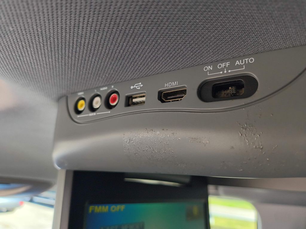 2015 Chevrolet Tahoe Image 29