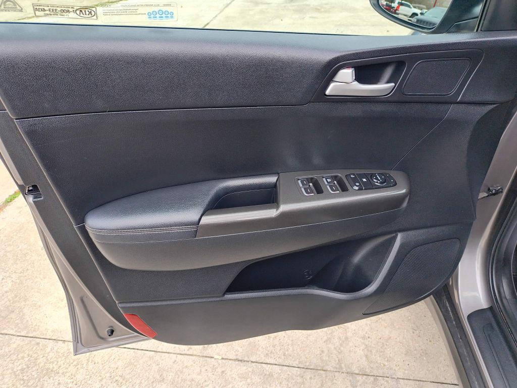 2018 Kia Sportage Image 8