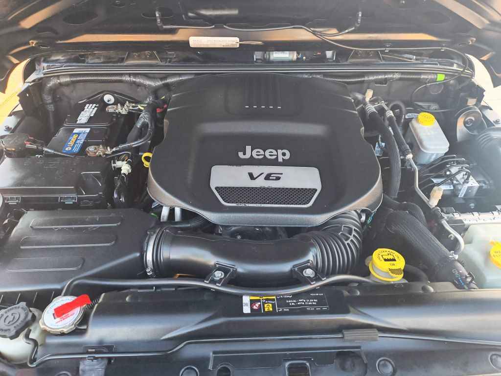 2017 Jeep Wrangler Image 24