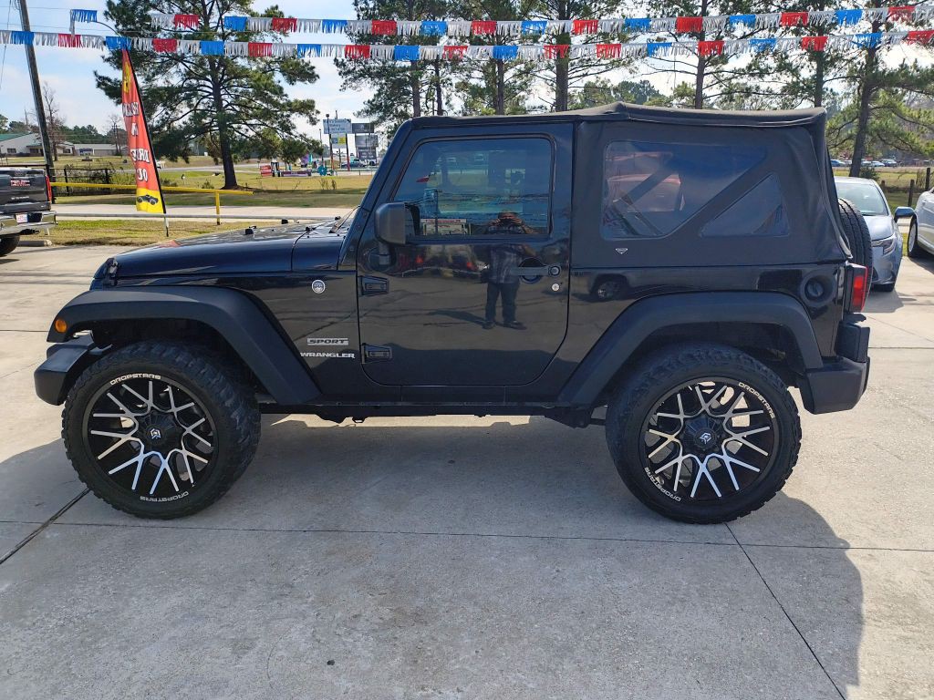 2017 Jeep Wrangler Image 2