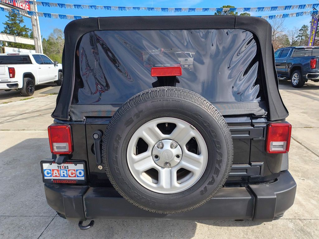 2017 Jeep Wrangler Image 4